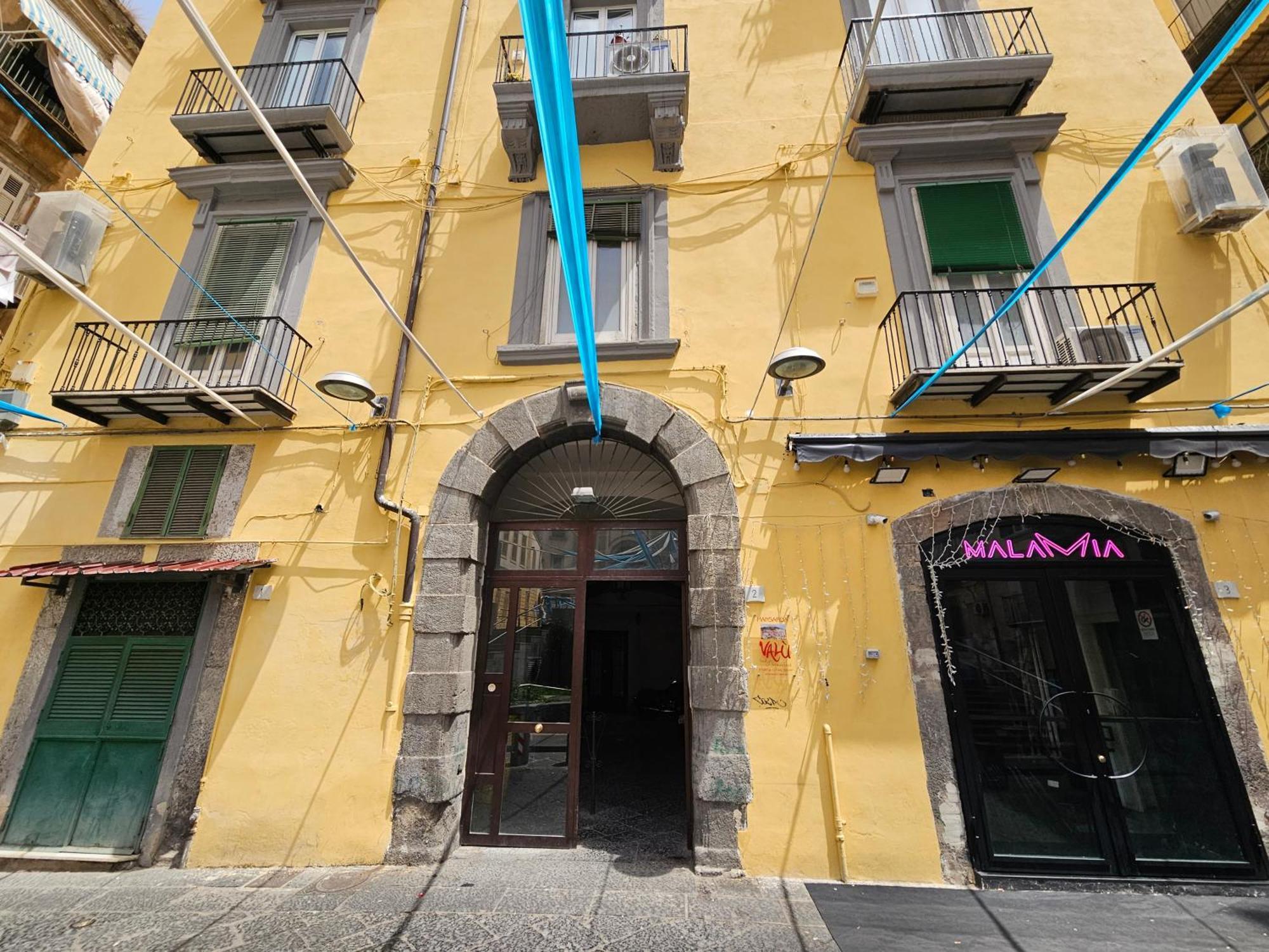 Mansarda Valu Apartamento Nápoles